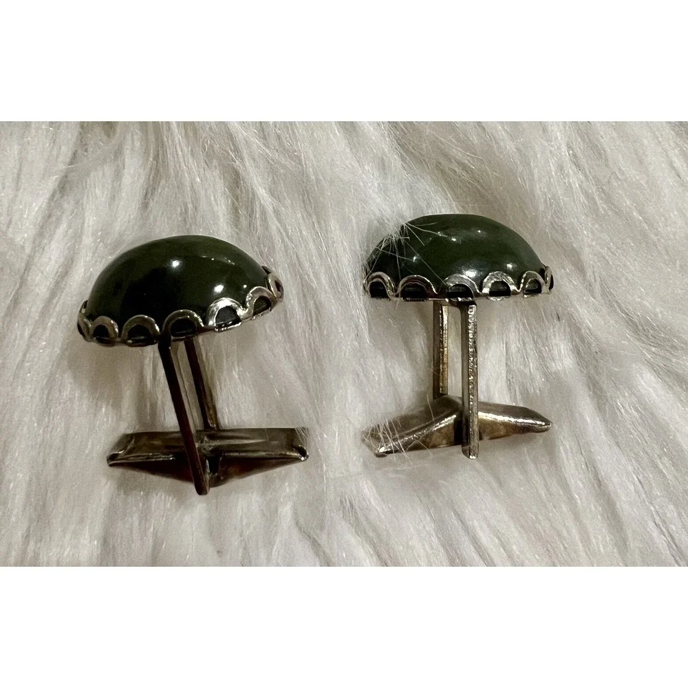 Vintage Dark Green Nephrite Jade Cufflinks Silver Tone Oval Cabochon Toggle Back